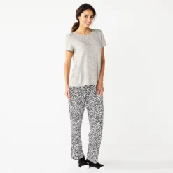 Women's Croft & Barrow® Short Sleeve Pajama Top & Pajama Pants Sleep Set