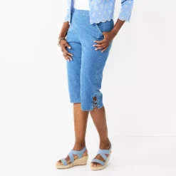 Women's Croft & Barrow® Lattice-Hem Pull-On Mid-Rise Skimmer Jeans